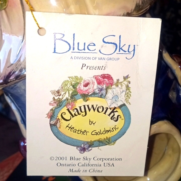 An Authentic Ceramic Art collectable from Clayworks by Heather Goldminc - Picture 8 of 10